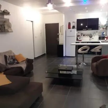 Apartment With Terrace And Parking In