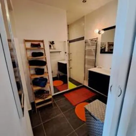 Apartment With Terrace And Parking In
